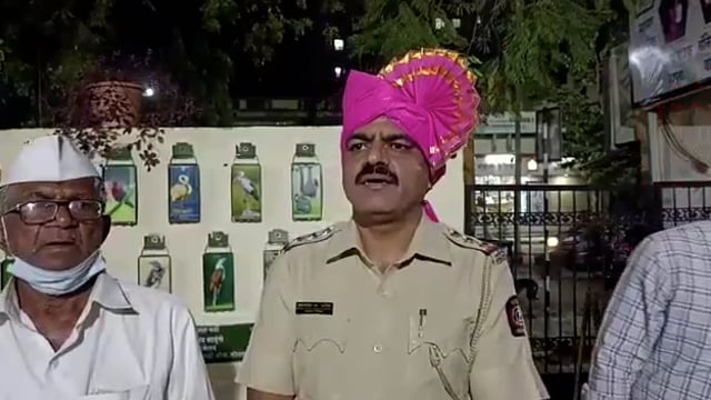 लग्नाचे आमिष दाखवून लुटणाऱ्या टोळीस फौजदार चावडी पोलिस स्टेशनच्या टीमने केले जेरबंद.. 
संभाजी ब्रिगेड ने केली पोलिसांची 