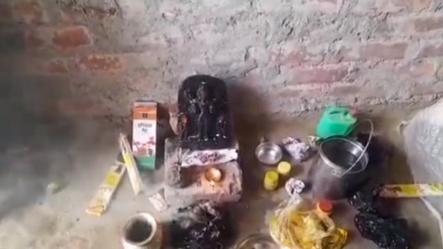 खुदाई के दौरान मिली विष्णु भगवान की प्रतिमा।
