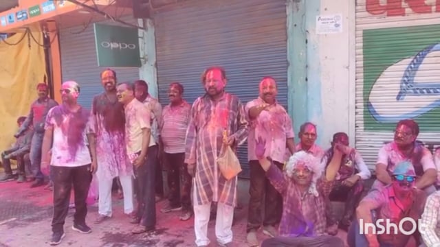 शहर के हृदय स्थल में शांति पूर्वक मनाई गई होली 2 वर्षों बाद होली के त्यौहार में दिखा चहल पहल
