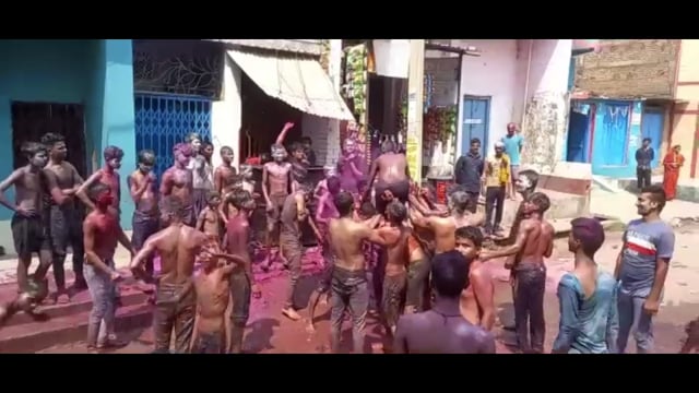 होली पर्व में भास्कर नगर सेवा समिति द्वारा मटकाफोड़ कावआयोजन