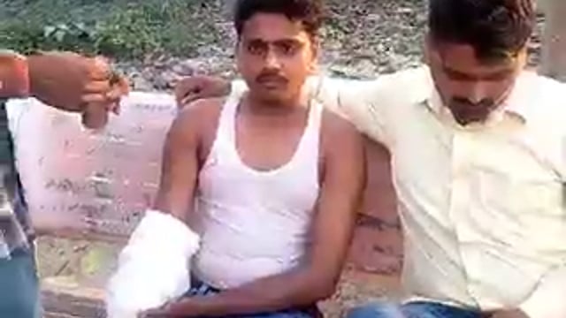 गोंडा न्यूज़ तरबगंज में दुकान पर बैठे युवक पर दबंगों ने किया जानलेवा हमला पीड़ित ने पुलिस से की शिकायत