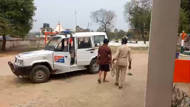 धोरैया बाजार से प्रतिबंधित तीन बोतल कफ सिरप के साथ कारोबारी को पुलिस ने किया गिरफ्तार ,न्यायिक हिरासत में भेजा जेल