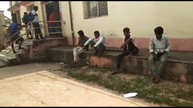 सोमवार को पानी से भरे तालाब में डूबने से एक वृद्ध  व्यक्ति की मौत पोस्टमार्टम के लिए लाया गया शेखपुरा सदर अस्पताल।