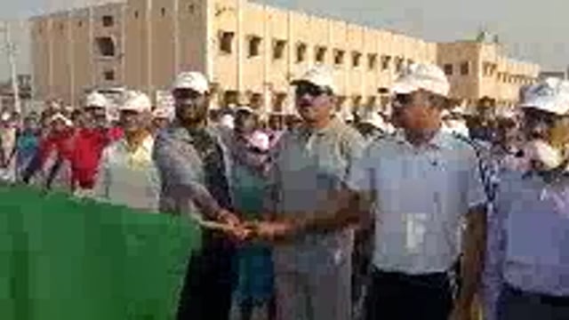 लखीसराय बिहार दिवस के मौके पर जिलाधिकारी पुलिस अधीक्षक ने संयुक्त रूप से प्रभात फेरी को हरी झंडी दिखाकर किया रवाना 