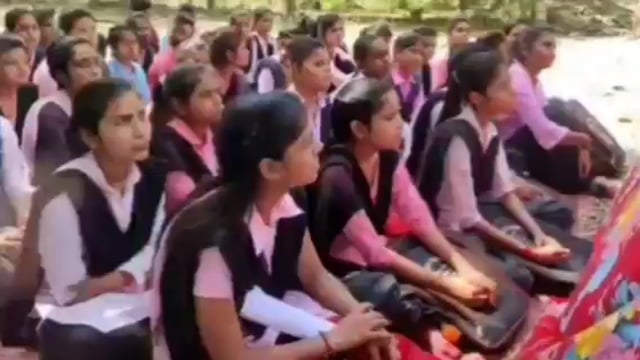 कोंच:-व्यक्तित्व विकास की पाठशाला है एनएसएस--दीपक मिश्रा