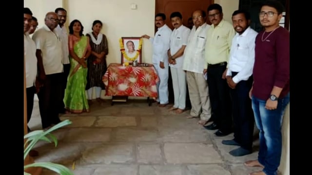 स्मृती दिवसानिमित्त नागनाथ  अण्णांना अभिवादन