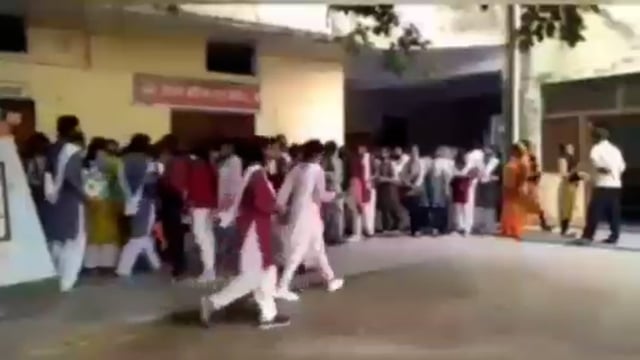 जालौन में कड़ी सुरक्षा व्यवस्था के बीच शुरू हुई हाईस्कूल व इंटरमीडिएट की परीक्षाएं