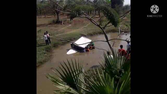 श्रद्धालुओं से भरी बोलेरो चांदन थाना के बेंहगा पुल के पास पानी भरी जोरिया में गिरी 4 श्रद्धालु जख्मी