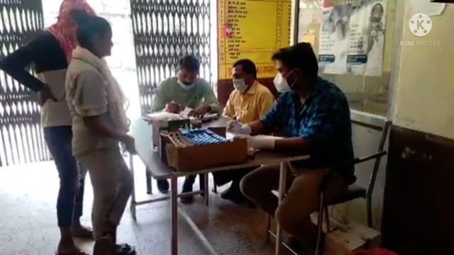 स्वास्थ्य केंद्र पर एंटीजन किट से 70 लोगों की हुई कोराना जांच रिपोर्ट आई नेगेटिव