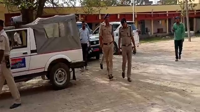 हिलसा अनुमण्डल कार्यालय का नवनिर्मित भवन का एसपी ने किया निरीक्षण