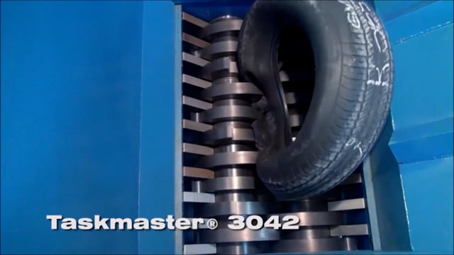 Shredding Steel Drums, Tires and Pallets with the TASKMASTER® 3042