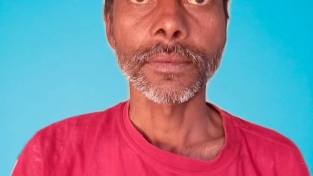 चानन  : धनबह गांव से शराब के नशे मे धूत एक युवक पकडाया।