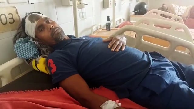 : मछली के व्यपार करनें वाले व्यक्ति के साथ हुई मारपीट , घायल अवस्था में विम्स संस्थान में कराया गया भरती
#crime 