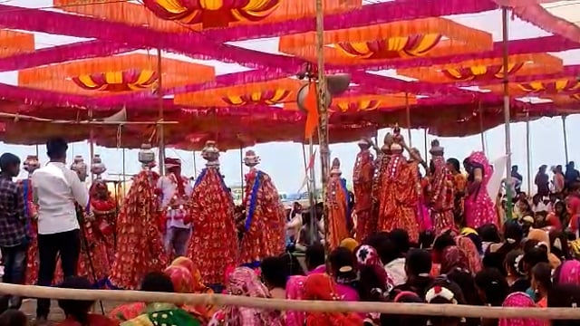 पालम तालुक्यातील रामापूर तांडा येथे बंजारा समाजाचा लेंगी महोत्सव, मंत्री विजय वड्डेटीवार यांची उपस्थिती