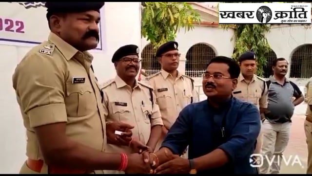 पुलिस अधीक्षक ने 51 लोगों के मोबाइल को किया वापस लोगों ने दिया धन्यवाद