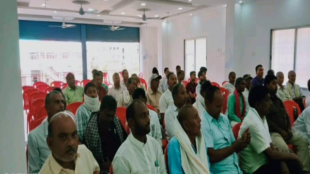 मुख्यमंत्री आगमन को लेकर स्वराज पैलेस में जदयू कार्यकर्ताओ ने किया बैठक,तैयारी पर की चर्चा