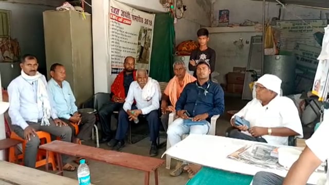 समेकित कृषि प्रणाली का गुर सीखने नवादा से पहुंचे किसान।