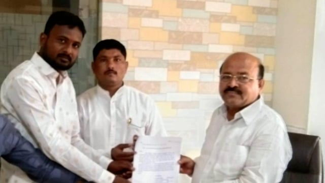  माणगंगा सह. साखर कारखाना सभासदांचा रहावा यासाठी  सह्यांची मोहीम सुरू; प्रकाश गायकवाड ;ऋषिकेश साळुंखे यांचा पुढाकार