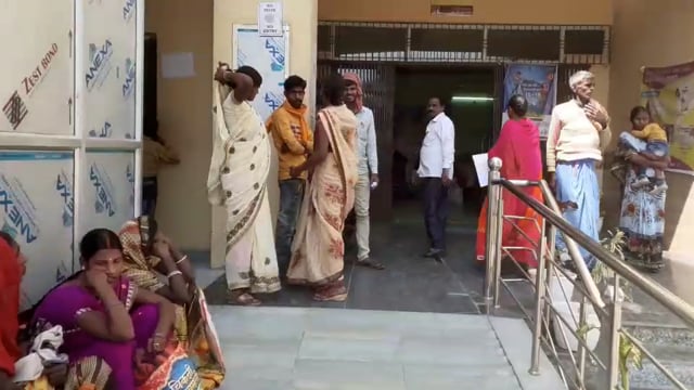 शहर के उच्च विद्यालय समेत 20 जगहों व 8 मध्य विद्यालयों में कोविड-19 का कैम्प लगाया गया,150 से अधिक का हुआ वैक्सिनेशन