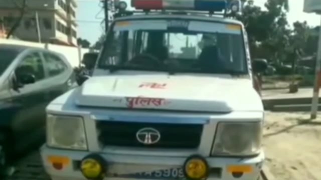 शराब के नशे में हंगामा करते हैं दो व्यक्ति गिरफ्तार