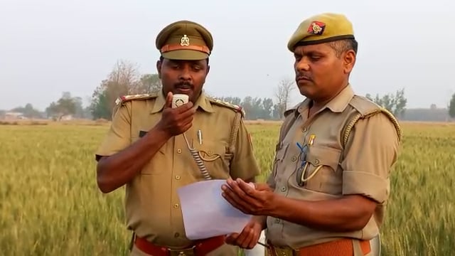 बलरामपुर उतरौला पूर्व सपा विधायक आरिफ अनवर हाशमी की बढ़ी मुश्किलें लगभग 06करोड़ की अवैध संपत्ति प्रशासन ने किया कुर्की।