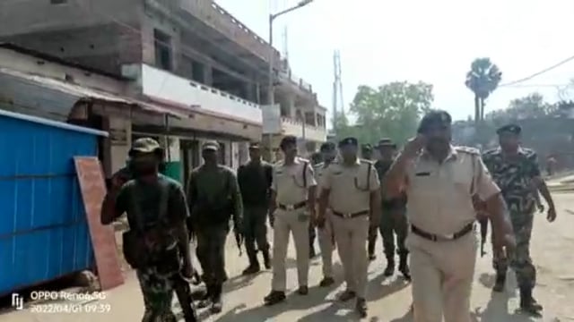 छठ एवं नवरात्र को लेकर औरंगाबाद शहर में एसडीपीओ के नेतृत्व में हुआ फ्लैग मार्च