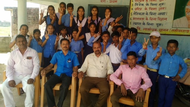 चानन  : लाखोचक मध्य विद्यालय में बाल संसद गठन में वर्षा कुमारी बनी प्रधानमंत्री। 