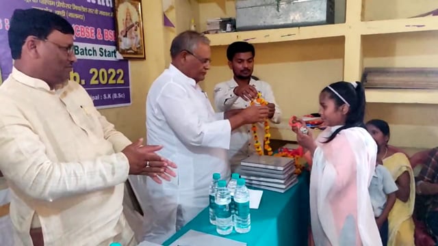 आरक्षण व प्रोत्साहन से लड़कियों में जगी पढ़ने की ललक : हरिनारायण सिंह