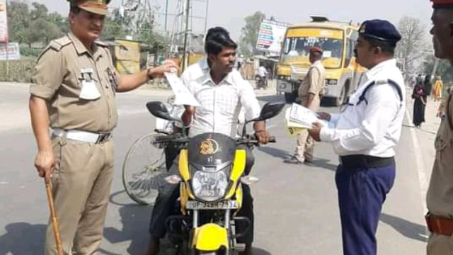 लखीमपुर खीरी में पुलिस ने चलाया वाहन चेकिंग अभियान