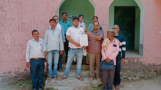 चानन  : बीआरसी चानन के पदाधिकारी व लेखापाल के खिलाफ शिक्षक संघ ने सौपा ज्ञापन।