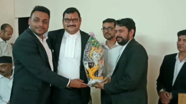 विधायक मुन्ना सिंह चौहान ने किया विकासनगर  पछवादून बार ऐशोसिएसन चैंबर भवन का लोकार्पण