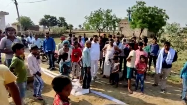 रफीगंज में आग लगी में गौशाला जलकर हुआ खाक दो जानवर की हुई मृत्यु एक बछड़ा घायल