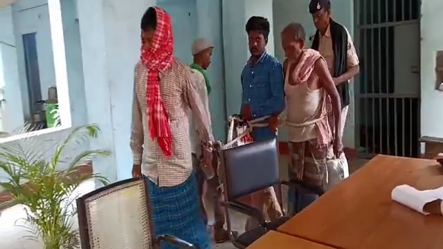 हिलसा पुलिस ने अलग अलग गांव में छापामारी करते हुए तीन शराब कारोबारी को गिरफ्तार कर भेजा जेल