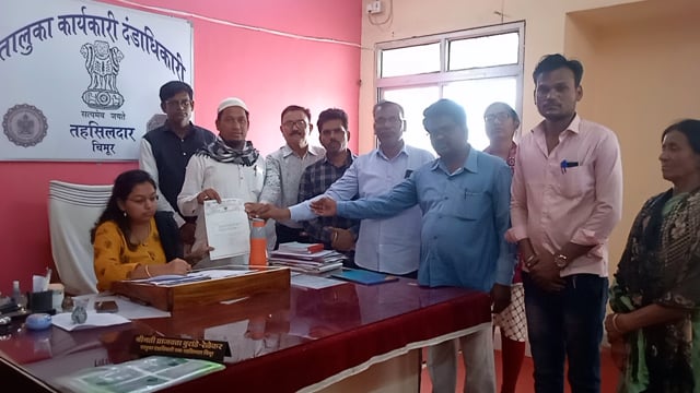 बऱ्याच वर्षापासून चावळी येथील वस्ती लगत टाकलेला घनकचऱ्याचे विल्हेवाट लावावी,