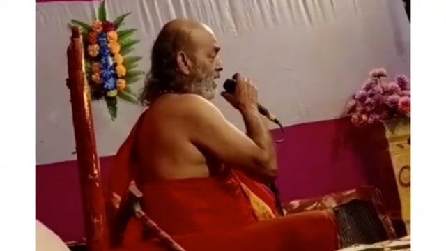 कोइलवां में श्रीराम कथा ज्ञान यज्ञ के 7वें दिन श्रद्धालुओं की भीड़ उमड़ी,शास्त्री के तत्वावधान में हो रहा यज्ञ