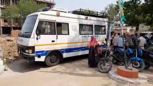 मदनपुर के लंगूराही में ऑपरेशन के दौरान पहाड़ पर चढ़ाई के क्रम में सीआरपीएफ के हेड कांस्टेबल के पैर फिसले,गिरकर हुए घायल