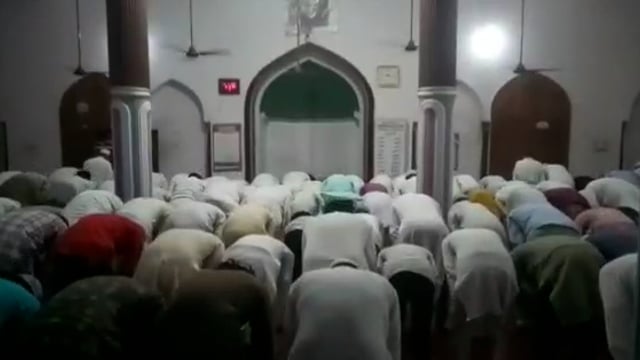 औरंगाबाद के विभिन्न मस्जिदों में अदा की गई जुम्मे की दूसरी नमाज