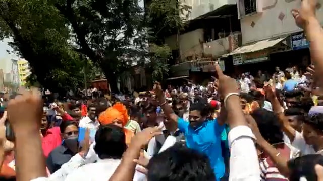 डॉ बाबासाहेब आंबेडकर जयंती मिरवणुकीत भाजप आमदार विजयकुमार देशमुख डॉल्बीवर थिरकले..