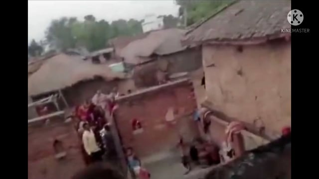 रविवार को ईटहरी के एक घर में आग लगने से लाखों की संपत्ति जलकर राख पीड़ित के सामने छाई भुखमरी