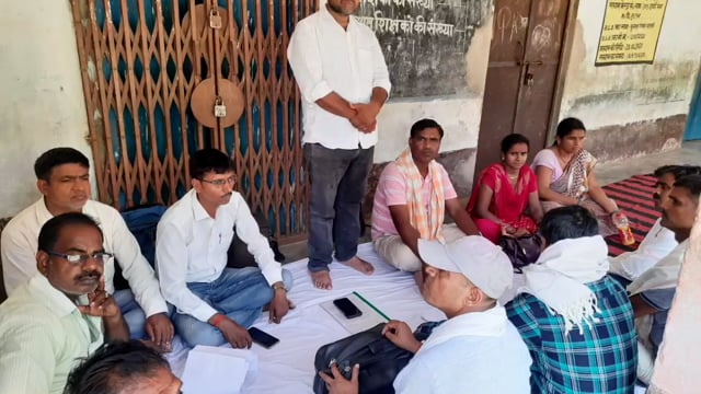 चानन  : बीआरसी चानन कार्यालय पर विभिन्न मांगों को लेकर शिक्षकों का धरना-प्रदर्शन चौथे दिन भी जारी।