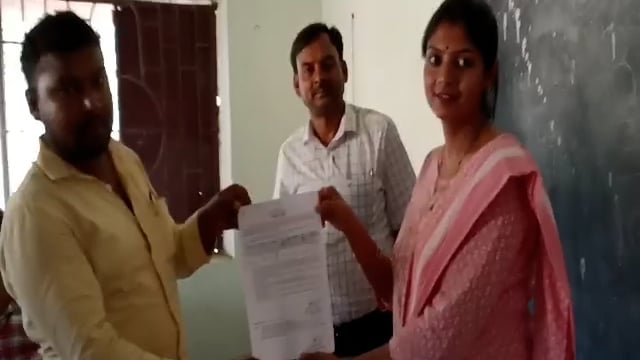 हिलसा में शिबिर लगाकर प्रखंड शिक्षक नियोजन के 41 अभियर्थियों के बीच वितरण किया गया नियुक्ति पत्र