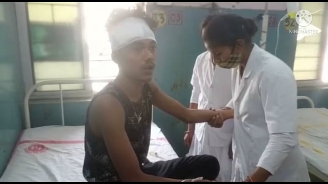 जहानाबाद के सदर अस्पताल में जख्मी युवक को इलाज के लिये कराया गया भर्ती,युवक ने पुलिस पर मारपीट का लगाया आरोप।