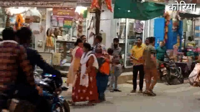 दुर्घटना में घायल हुए व्यक्ति का हाल चाल पूछने जिला चिकित्सालय पहुंची संसदीय सचिव अंबिका सिंह देव