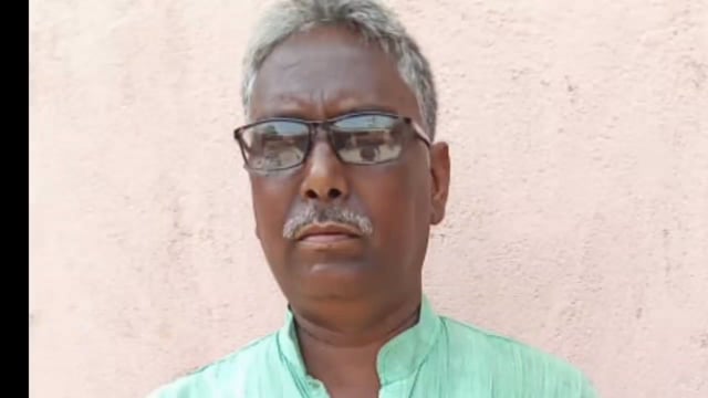 आरजेडी थरथरी प्रखंड अध्यक्ष उपेंद्र यादव ने आरजेडी  लालू प्रसाद यादव की जमानत को लेकर प्रखंड में खुशी की लहर

