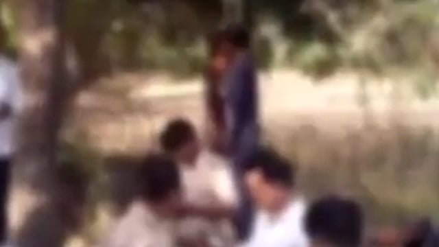 लखीमपुर खीरी: ओयल क्षेत्र में पेड़ के सहारे प्रेमी युगल ने लगाई फांसी हुई मौत