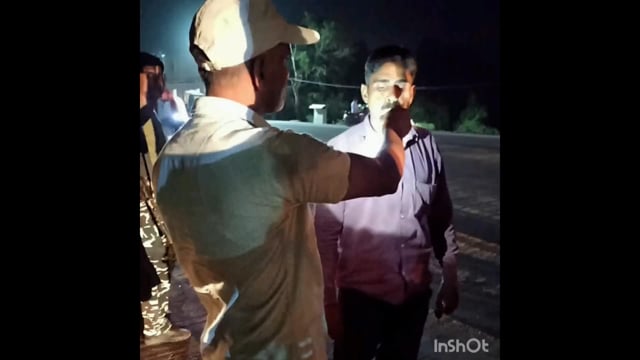 लखीसराय उत्पाद विभाग की टीम के द्वारा टोल गेट तथा लखीसराय शहर उत्पाद थाना के समीप ब्रेथ एनालाइजर मशीन से की जा रही जांच