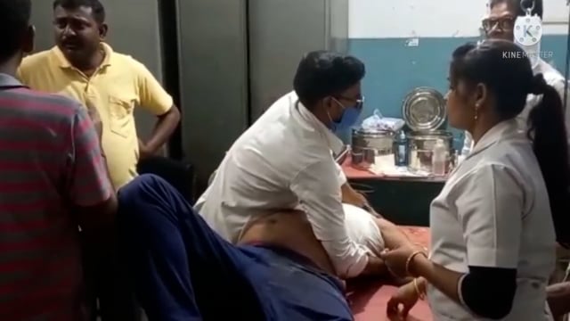 जहानाबाद के कोहरा गाँव मे गोली लगने से घायल युवक को गंभीर अवस्था मे सदर अस्पताल से पटना पीएमसीएच किया गया रेफर।