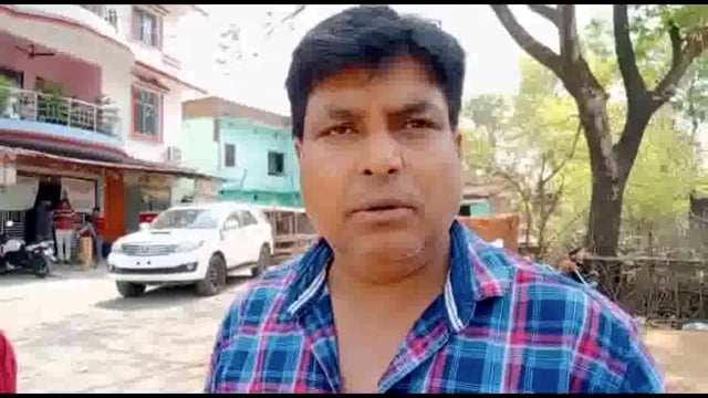 बोलेरो ने मारी टक्कर बाल बाल जान बची