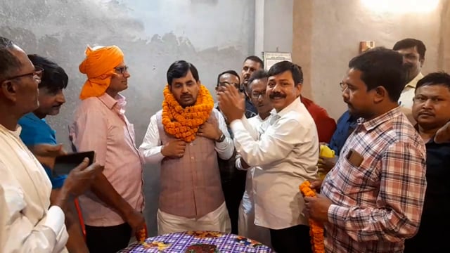 उद्योग मंत्री का एनडीए कार्यकर्ताओं ने किया भव्य स्वागत