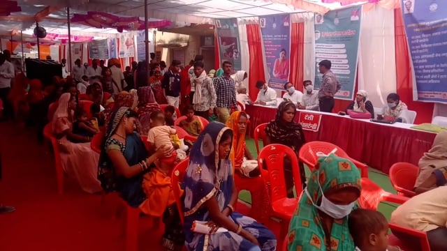 मांगरोल कस्बे के सामुदायिक स्वास्थ्य केंद्र परिसर में मंगलवार को हेल्थ मेले का आयोजन किया गया जिसमें बड़ी संख्या में लोग